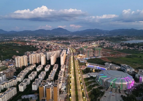 LED顯示屏,LED顯示屏廠家,LED照明廠家,照明解決方案,顯示屏解決方案